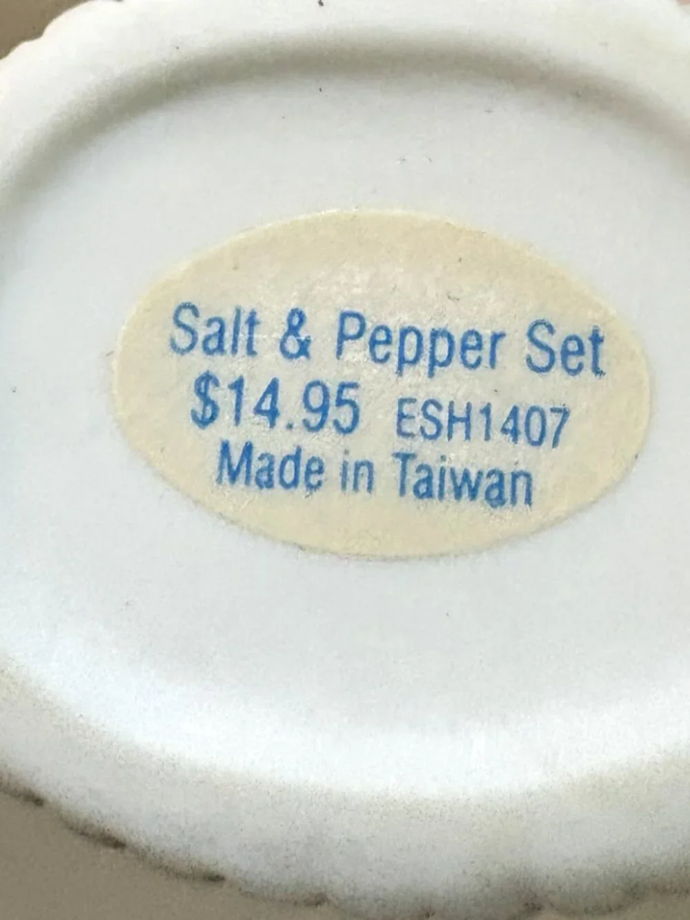 VTG Enesco Porcelain Easter Basket & Eggs Pastel Salt & Pepper Shaker Set Taiwan